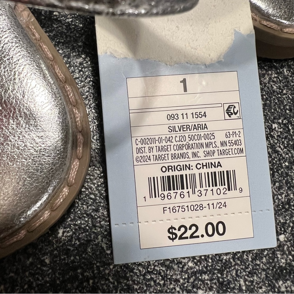 NWT Cat & Jack Metallic Silver Aria Bow Sandals for Kids- Size 1 - Picture 3 of 5